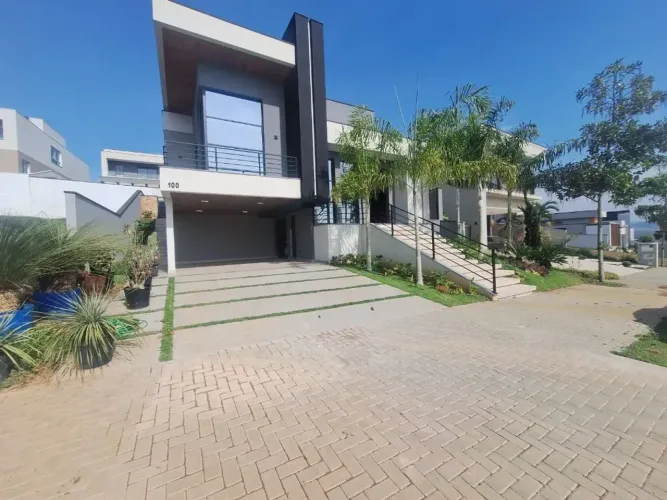 Casa com 4 dormitórios à venda, 342 m² por R$ 2.980.000,00 - Condomínio Residencial Alphav