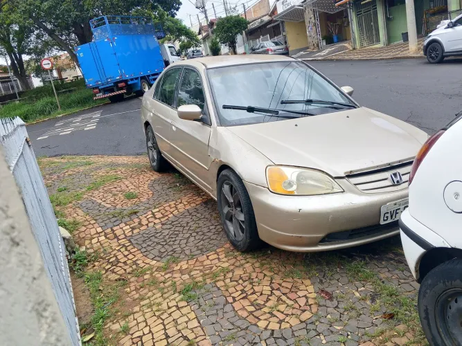 Honda Civic Sedan Lx/lxl 1.7 16V 115cv Aut. 4P 2001