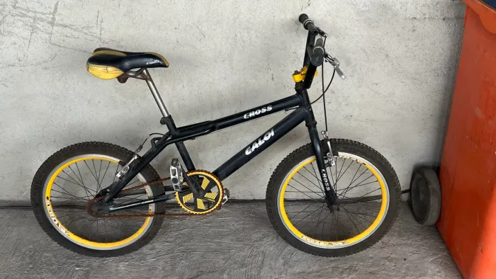 Bicicleta Caloi Cross