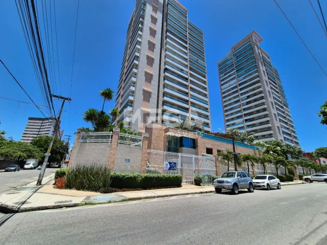 Apartamento com 3 quartos no bairro Engenheiro Luciano Cavalcante em Fortaleza, CE