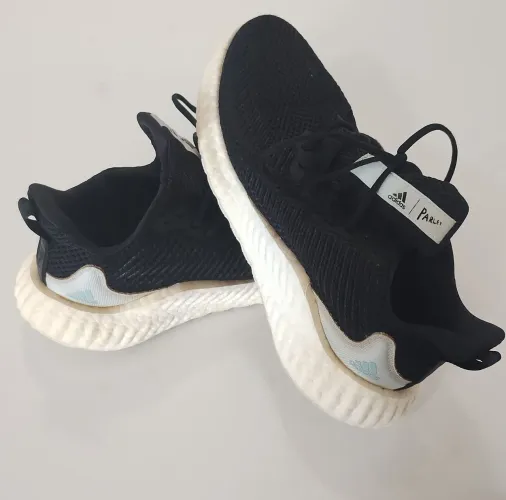 Tênis Adidas Alphaboost Parley