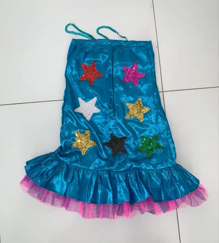 Vestido azul com estrelas fantasia infantil !