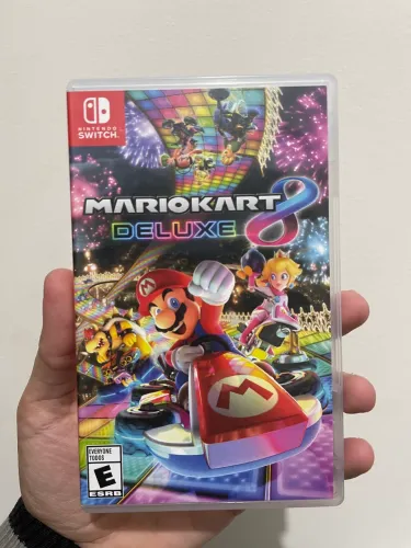 Jogo Mario Kart 8 Deluxe Nintendo Switch
