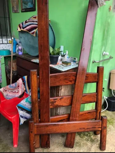 Armação de cama de angelim 