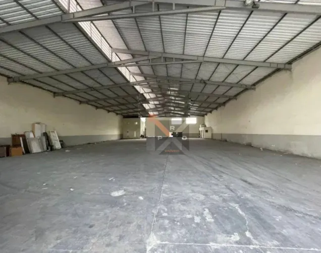 GALPÃO VILA PRUDENTE 800MTS VÃO LIVRE-PÉ DIREITO 7MTS-7 VAGAS-22X56-TRIFÁSICO-METRÔ VILA P