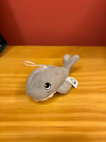 Baleia kinder ovo Natoons pelúcia 