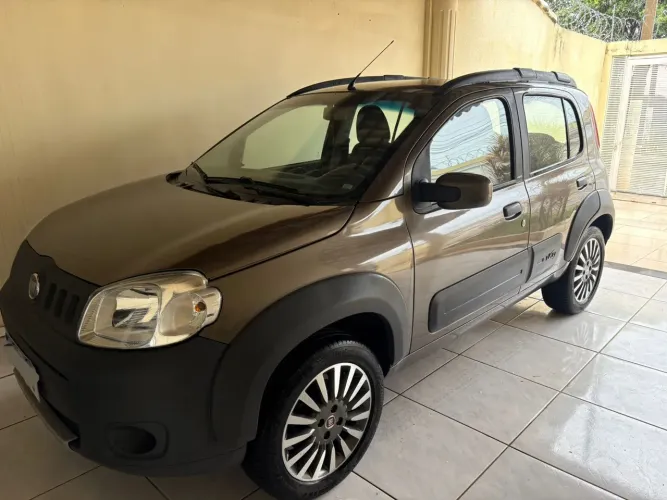 Fiat Uno WAY 1.4 EVO Fire Flex 8V 5P 2012
