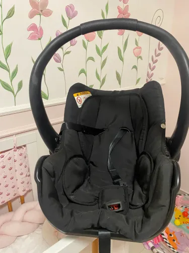Carrinho de bebê Dzieco Vulkan + Bebê Conforto