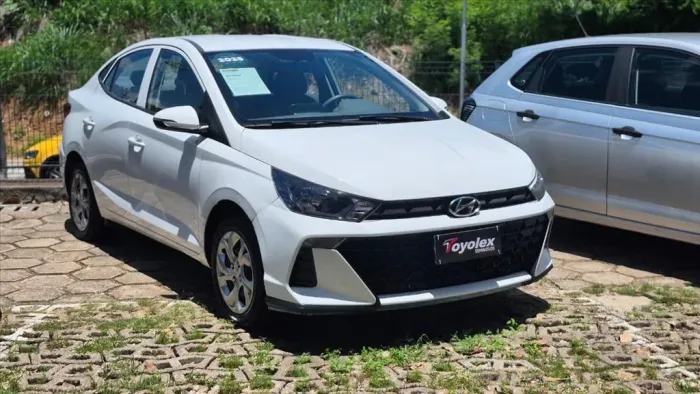 Hyundai HB20S Comfort Plus 1.0 Flex 12V Mec. 2025