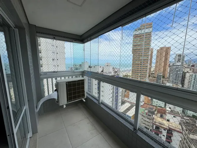 Apartamento à venda no Boqueirão em Praia Grande com 01 suíte, mobiliado