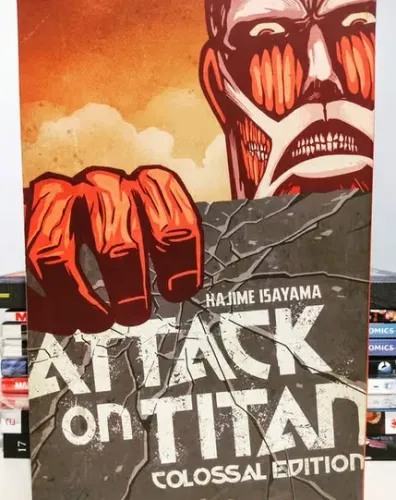 Mangá Attack on Titan: Colossal Edition Vol. 01 (Kodansha) - Importado / Gigante