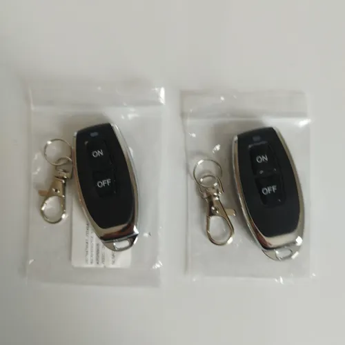 Dois Controles Remotos 433mhz por 42 reais.