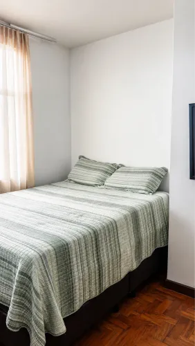 ALUGO QUARTO PARA SOLTEIRO / CAMPO GRANDE ED SEQUOIA