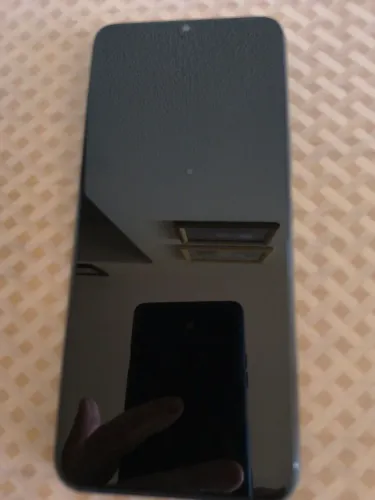 Smartphone Infinix Hot 11 para aproveitar peças