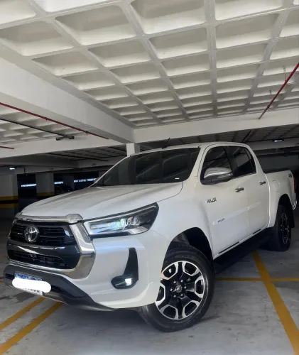Toyota Hilux CD SRX 4X4 2.8 TDI 16V Diesel Aut. 2022