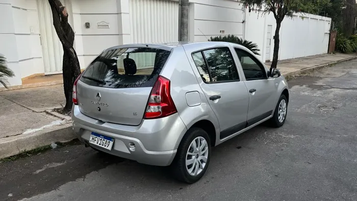 Renault Sandero Expression Hi-flex 1.6 8V 5P 2012