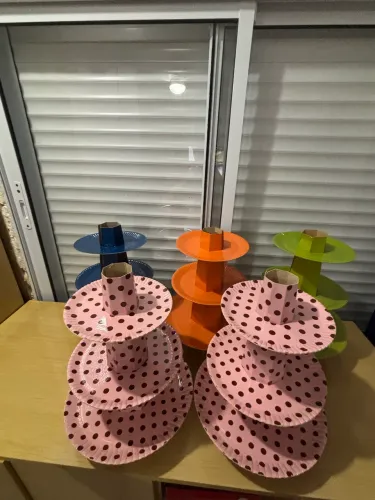 Kit Baleiro 3 andares diversas cores para Aniversario docinhos e salgados