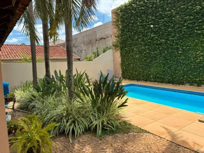 Casa no Jardim Panorama Bauru com Piscina