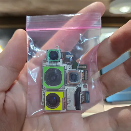 Câmeras traseira para Samsung Galaxy S24 Ultra, ORIGINAIS da Samsung, novas, sem uso.