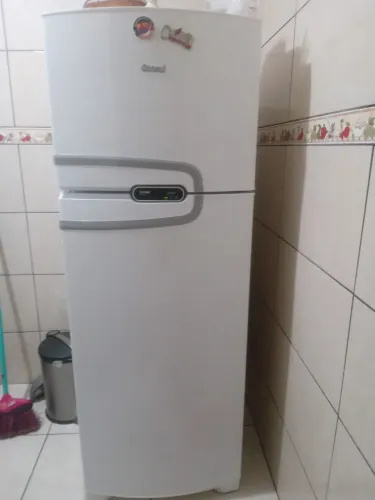 Geladeira Frost free 127 v