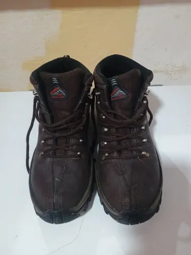 Bota estilo motoqueiro tamanho 40