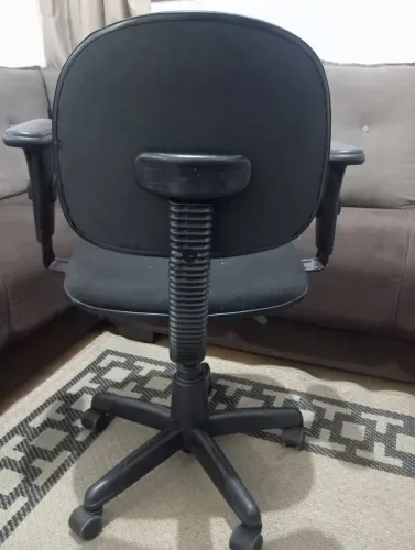 Cadeira escritório giratória
