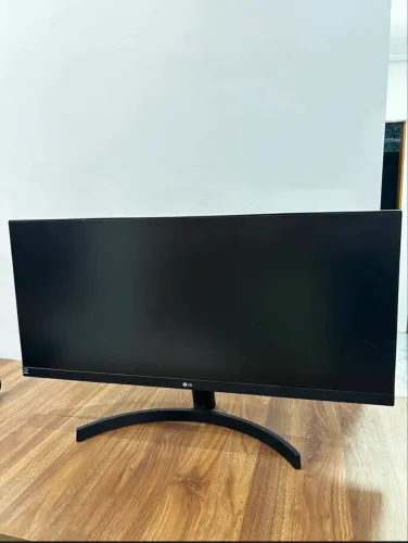 Monitor UltraWide 29?