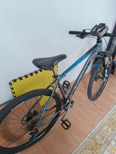 BICICLETA GROOVE RIFF 70