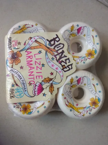 Rodas De Skate Bones 58mm spf Lizze Armanto