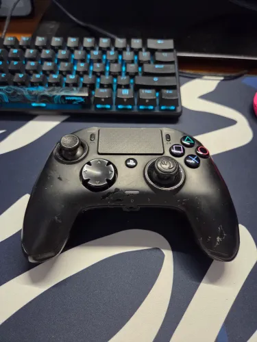 Controle Nacon Revolution 2 Pro