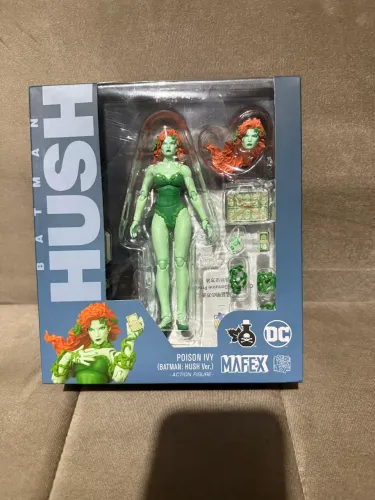 Poison ivy mafex