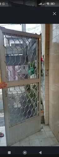 Ótima Porta de Alumínio
