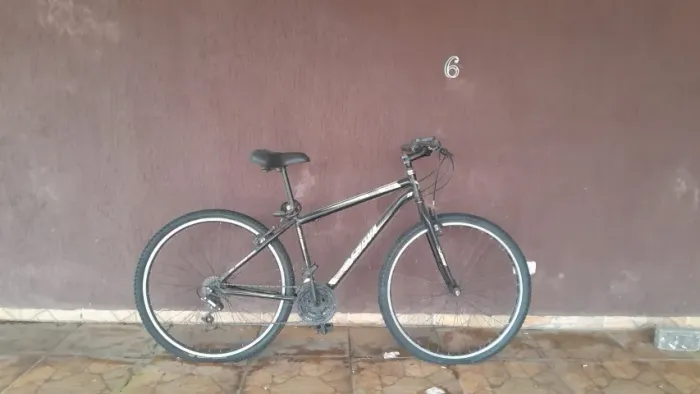 Bicicleta aro 26 - peças recém-trocadas