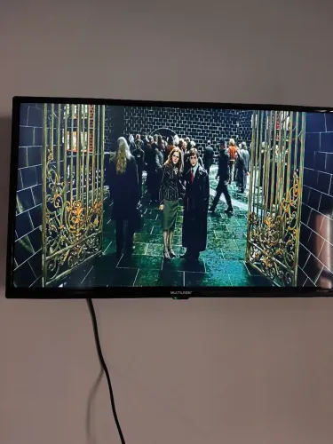 Vendo tv smartv 32 polegadas
