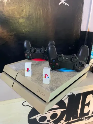 PS4 VERSÃO LIMITADA, TODO ORIGINAL.