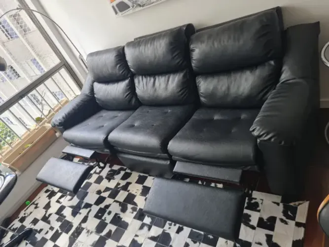 Sofá de Couro legitimo PLENITUDE Reclinavel