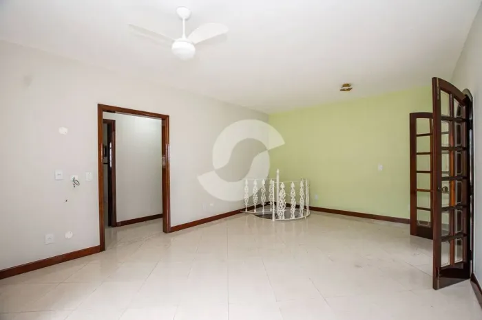 Casa com 3 dormitórios à venda, 310 m² por R$ 1.189.000,00 - Largo da Batalha - Niterói/RJ