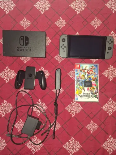 Nintendo Switch v1 aceito trocas por outros consoles