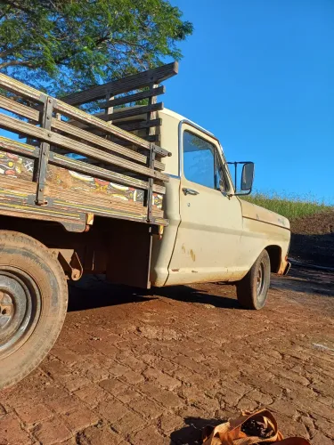 Ford F-100 Super 2.3 1975