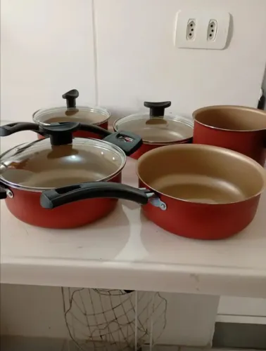 Jogo de panela antiaderente 8 peças 