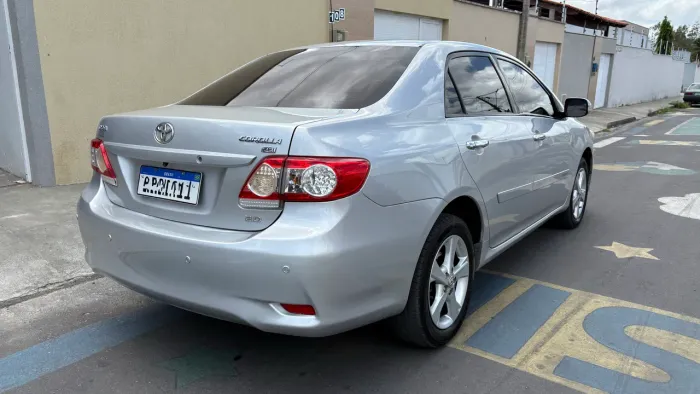 Toyota Corolla XEI 2.0 Flex 16V Aut. 2012