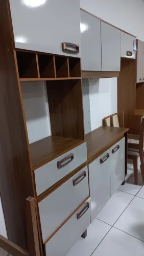 Vende-se armario novo nunca usado