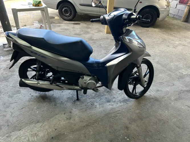 Vendo moto biz