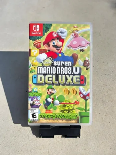 New Super Mario Bros. U Deluxe - Nintendo Switch
