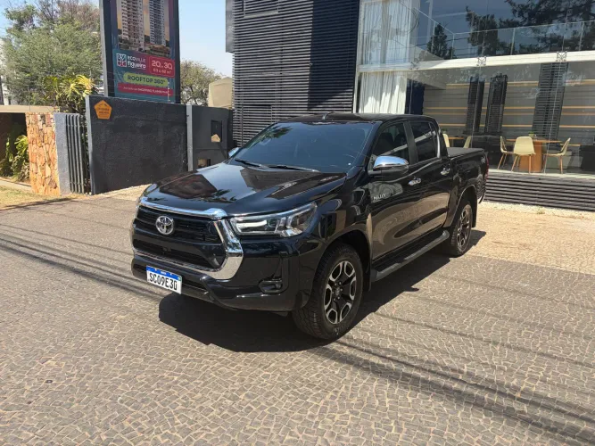 Toyota Hilux CD SRV 4X4 2.8 TDI Diesel Aut. 2024