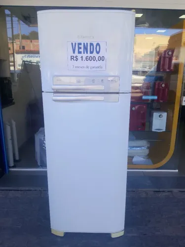 Geladeira Eletrolux Frost Free