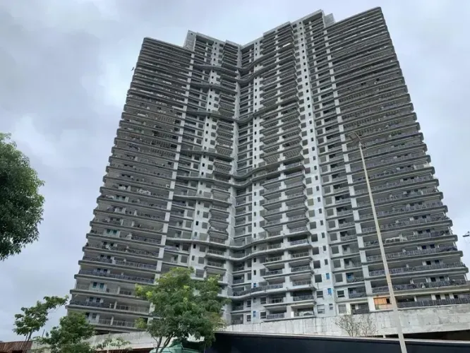 Apartamento à venda no Condomínio Oásis Alphaville com 3 quartos em Alphagran