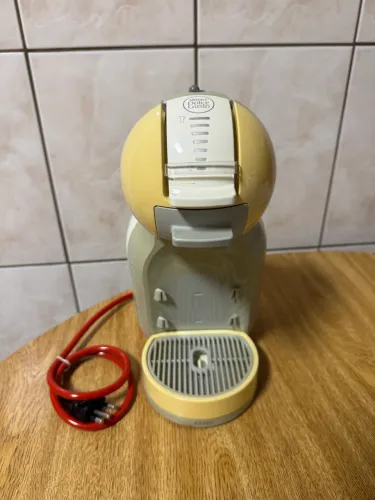 Cafeteira Dolce Gusto Mini Me 110v + Item Grátis