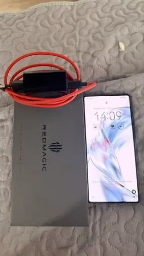CELULAR REDMAGIC 11 Pro Celular Gamer Snapdragon 8 Elite Gen 5 16/512GB