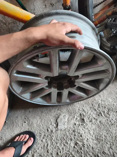 RODA ARO 17 HILUX ORIGINAL 